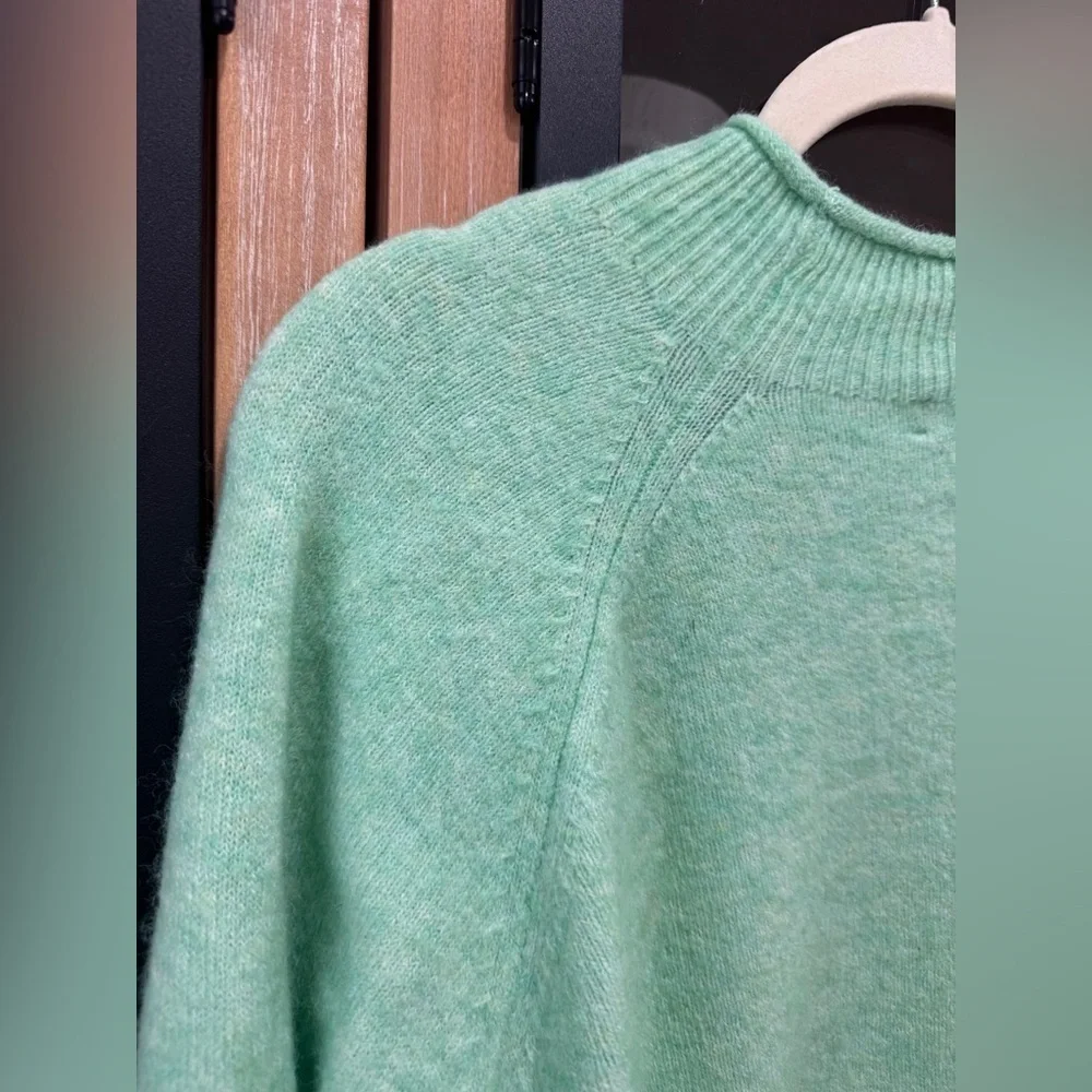 J. Crew wool Rollneck Sweater alpaca Supersoft Yarn mock BD613 Mint Green
